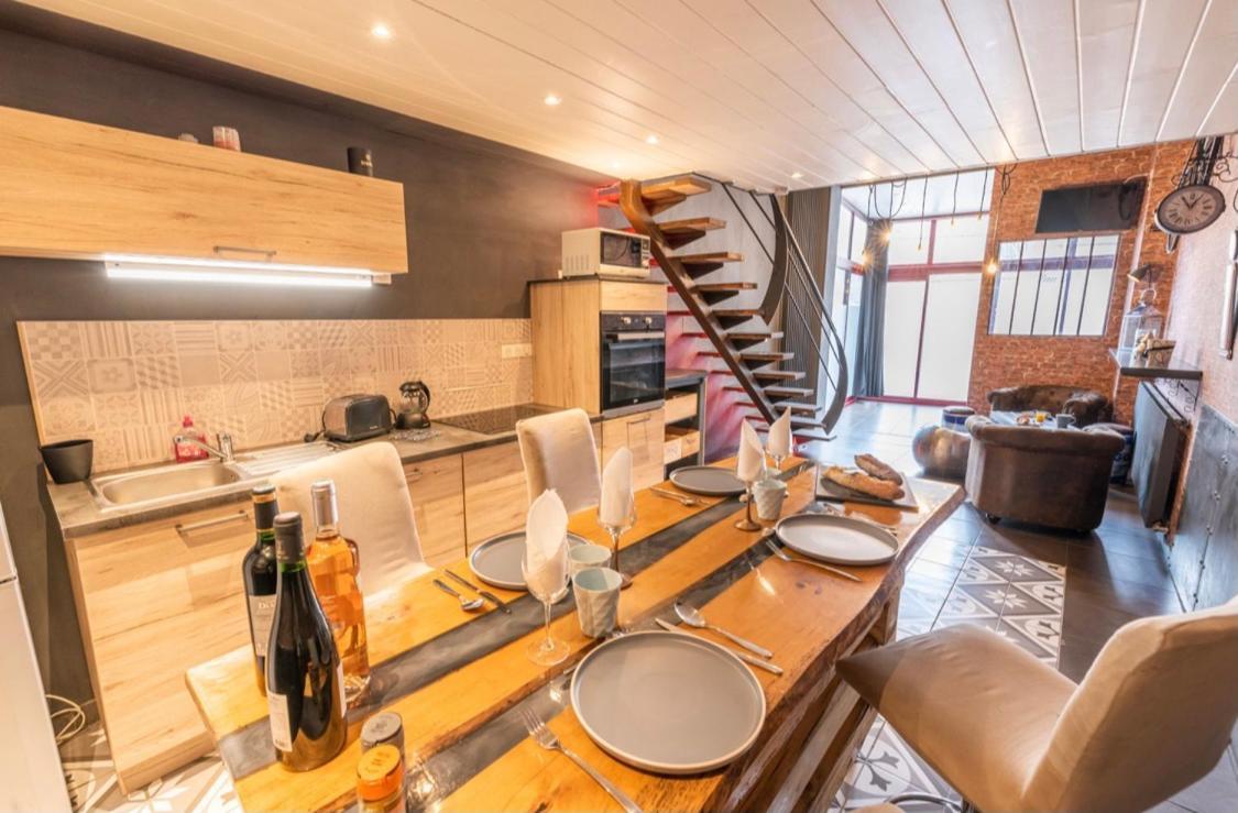 Loft Industriel En Centre Ville Le Puy-en-Velay Екстер'єр фото